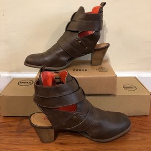 Pink & Pepper Leather Ankle Booties